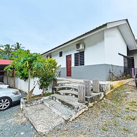 Dtahan Motel Taman Negara Kuala Tahan Exterior foto