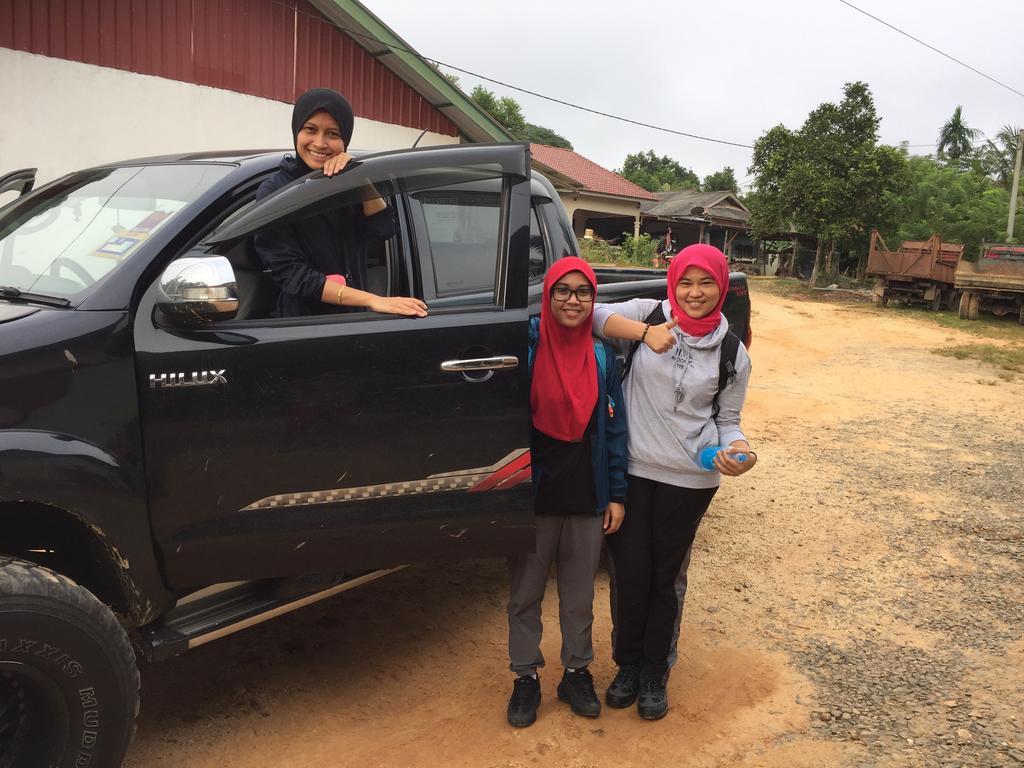 Dtahan Motel Taman Negara Kuala Tahan Exterior foto